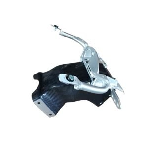 Motoholders lenktyninis aliumininis priekinio aptako laikiklis su karbono oro įsiurbimo kanalu – Yamaha R1 2015+ -