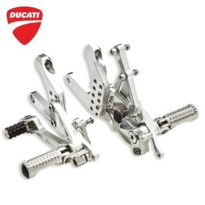 Ducati Performance Performance Streetfighter V4/V4S aliumininis pakojų komplektas – Ducati Streetfighter V4S 2020–2023 / Streetfighter V4 2020–2023