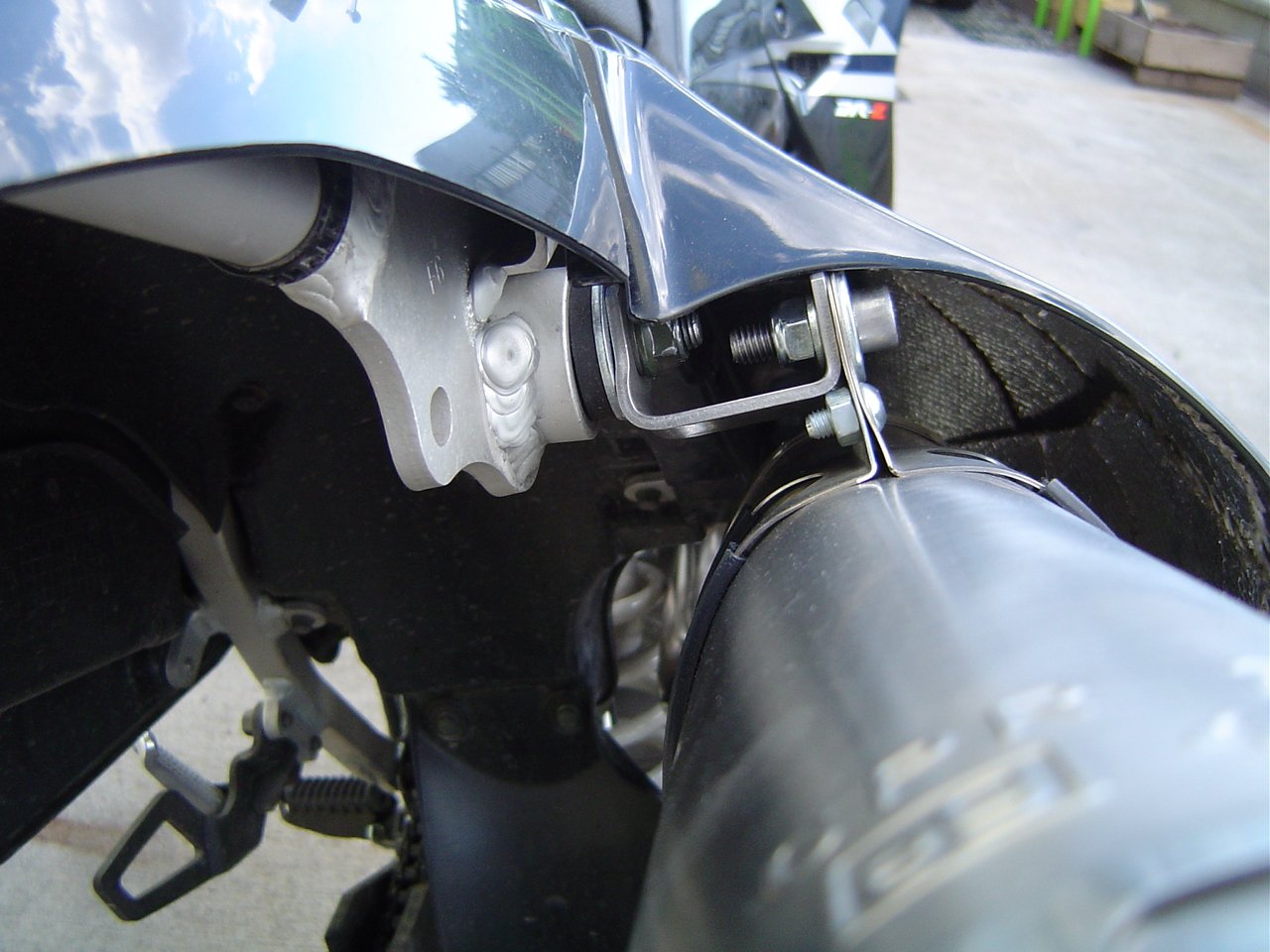 GPR Furore juoda pilna išmetimo sistema (homologuota) – Kawasaki KLX 400 R 2003–2004 – nuotrauka 2
