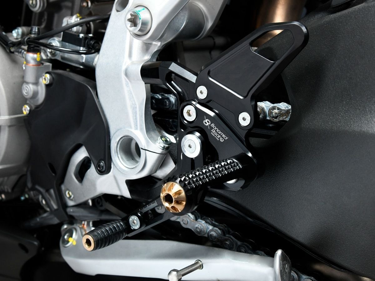 Bonamici Racing reguliuojamas kojelių komplektas – Ducati Streetfighter V2 2022–2024 – nuotrauka 3