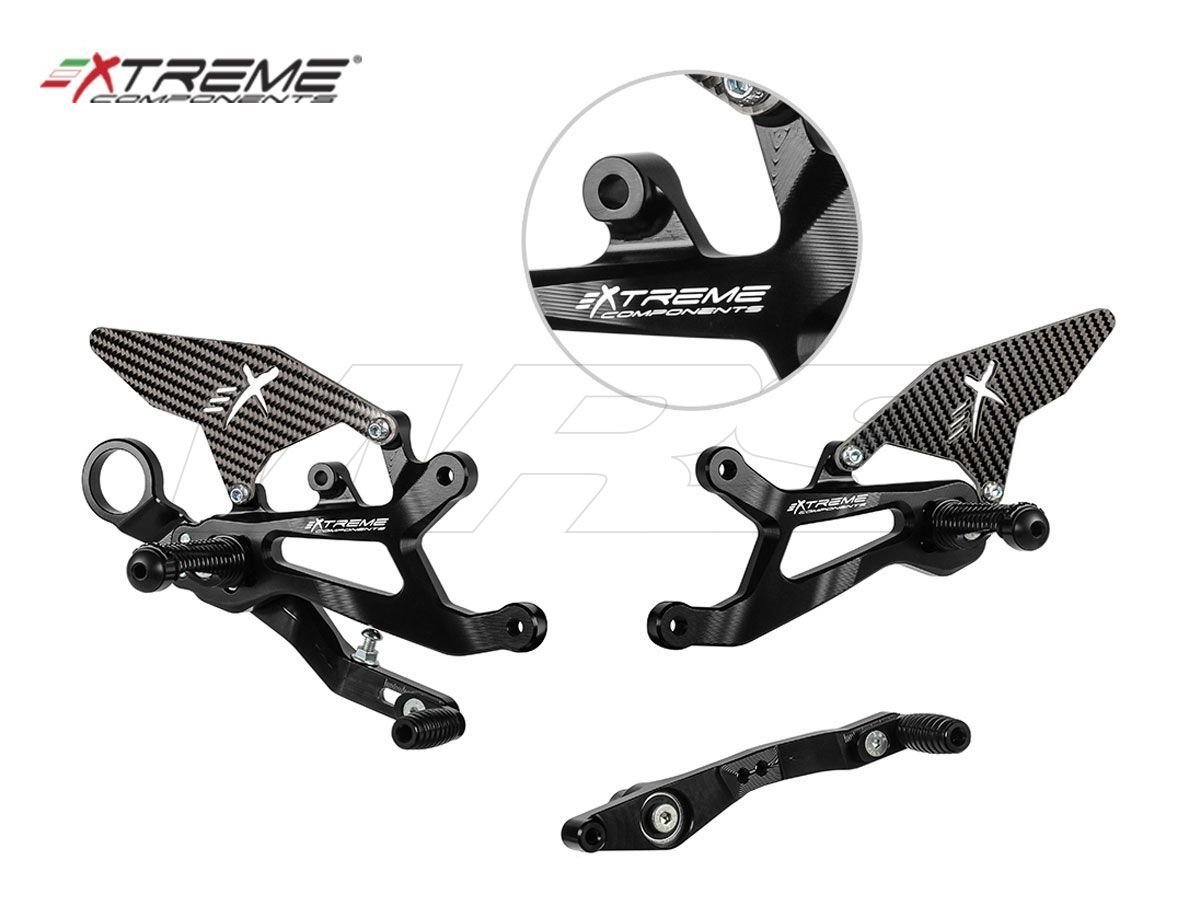 Extreme Components juodas GP Evo kojelių komplektas su karbonu – BMW S 1000 RR 2015–2018
