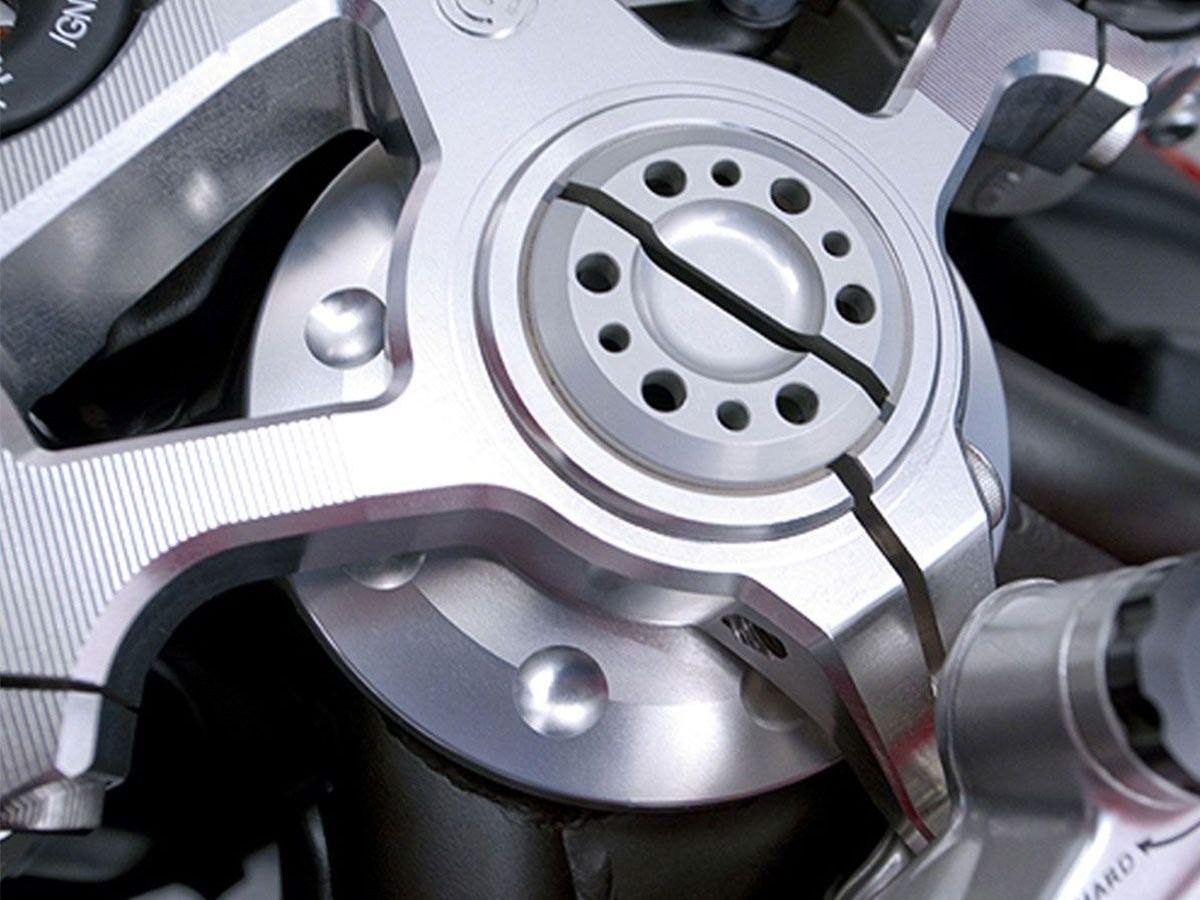 Motocorse frezuotas iš ruošinio vairo galvos dangtelis nuo dulkių – MV Agusta Brutale 989 / MV Agusta Brutale 1078 ir kt. – nuotrauka 4