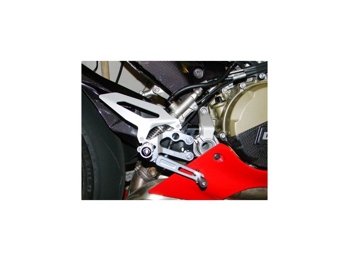 DBK reguliuojamas kojelių komplektas – Ducati Panigale V2 2020–2023 / Ducati Panigale Superleggera ir kt. – nuotrauka 4